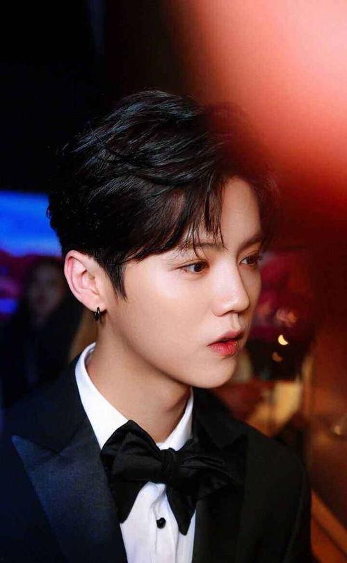 天涯论坛爆料娱乐圈鹿晗,揭秘明星背后的真实故事