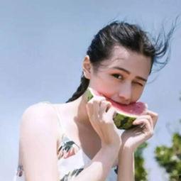 娱乐吃瓜头像女真人图片